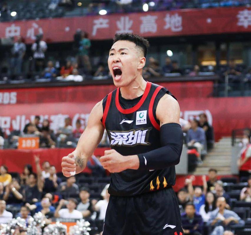 辽宁本钢球员荣膺本赛季CBA最佳球员，状元之争引关注
